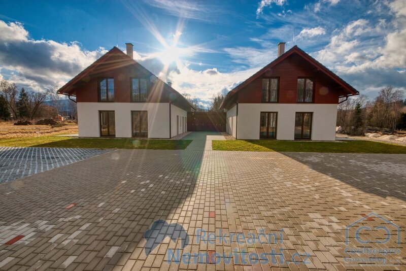 Horský apartmán u Lipenského jezera s krbem a výhledy do přírody