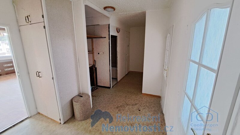 Komfortní byt s dlouhodobým nájemcem v lokalitě Trnovanska - Teplice - Byt v objektu 1320-1330
