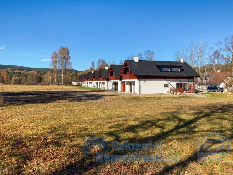 Moldau Park Nová Pec – stavební pozemek  874připravený k výstavbě