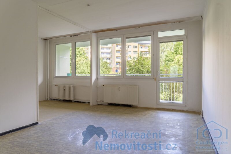 Komfortní byt v lokalitě Trnovanska - Teplice - Byt v objektu 1320-1330