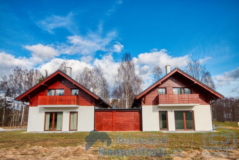 Podkrovní apartmán 3+kk s balkonem | Šumava – Nová Pec | klid, příroda, druhé bydlení