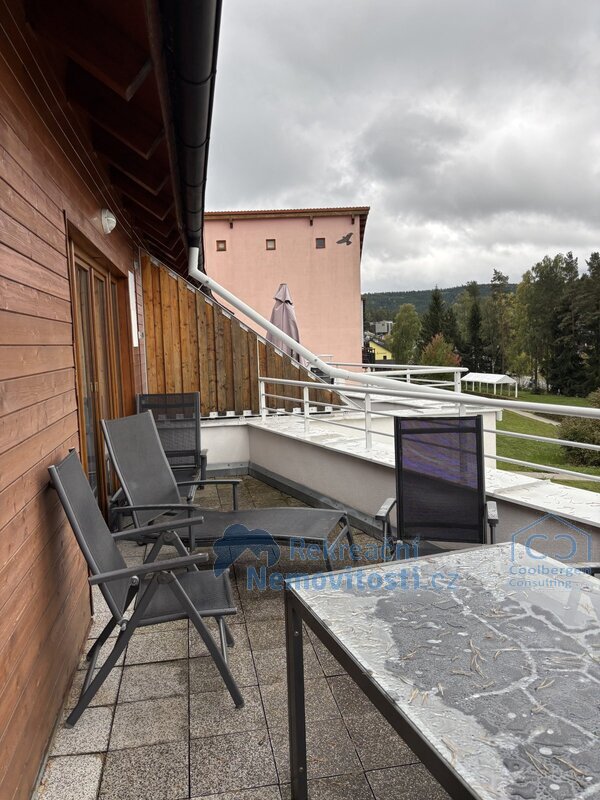 Prostorný mezonetový apartmán 736 v Lipno Lake Resort