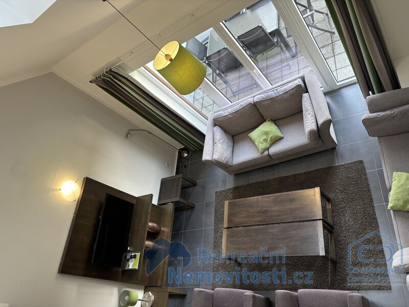 Prostorný mezonetový apartmán 736 v Lipno Lake Resort