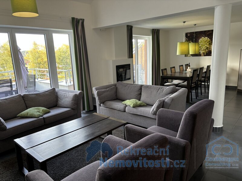 Prostorný mezonetový apartmán 736 v Lipno Lake Resort