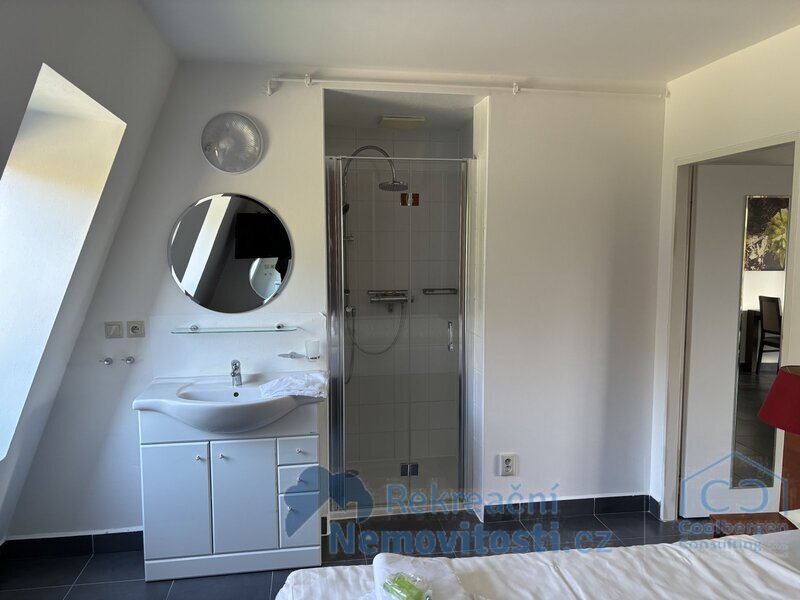 Prostorný mezonetový apartmán 736 v Lipno Lake Resort