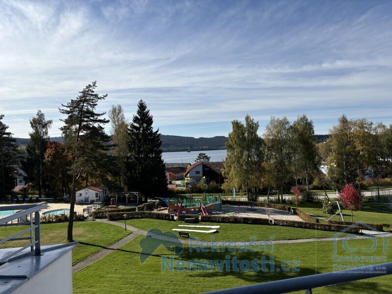 Prostorný mezonetový apartmán 736 v Lipno Lake Resort