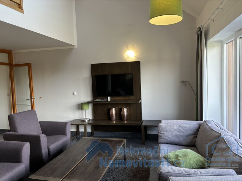 Prostorný mezonetový apartmán 736 v Lipno Lake Resort