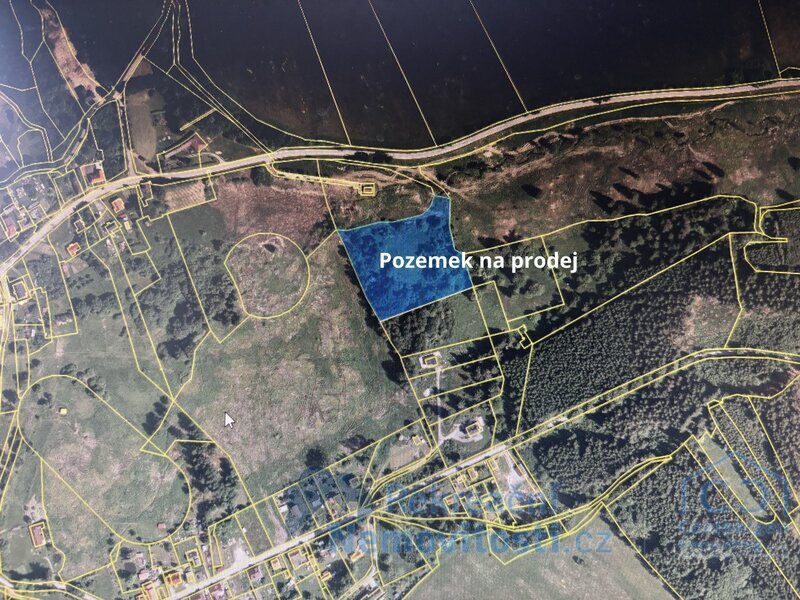 Stavební pozemek Světlik - klidné místo pro rekreace či bydlení