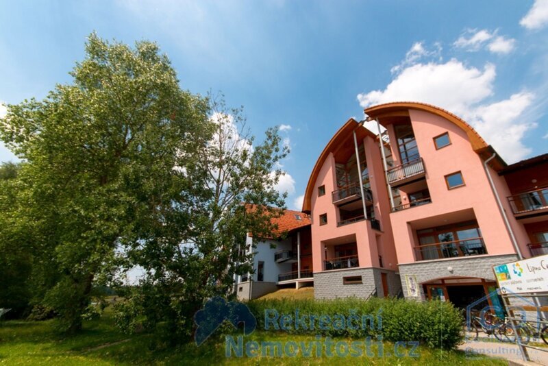 Nádherný apartmán 539 - 4+kk - s krásným výhledem na jezero