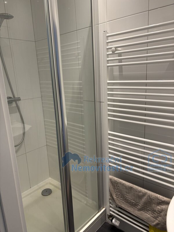 Nádherný apartmán 539 - 4+kk - s krásným výhledem na jezero