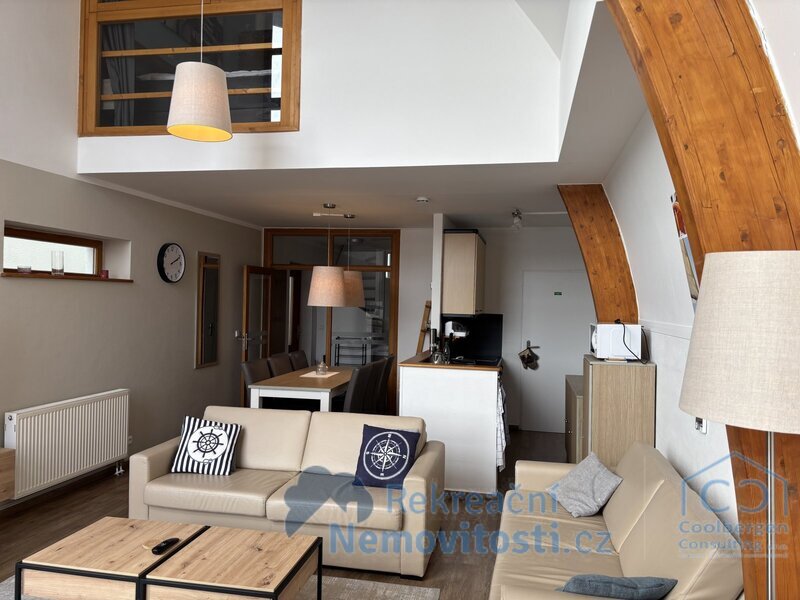 Nádherný apartmán 539 - 4+kk - s krásným výhledem na jezero